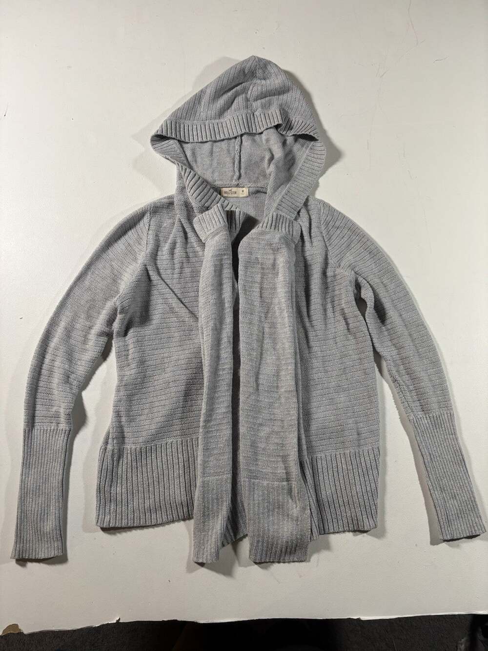 Hollister Women’s Light Grey Knit Hooded Cardigan Sweater Cozy Medium